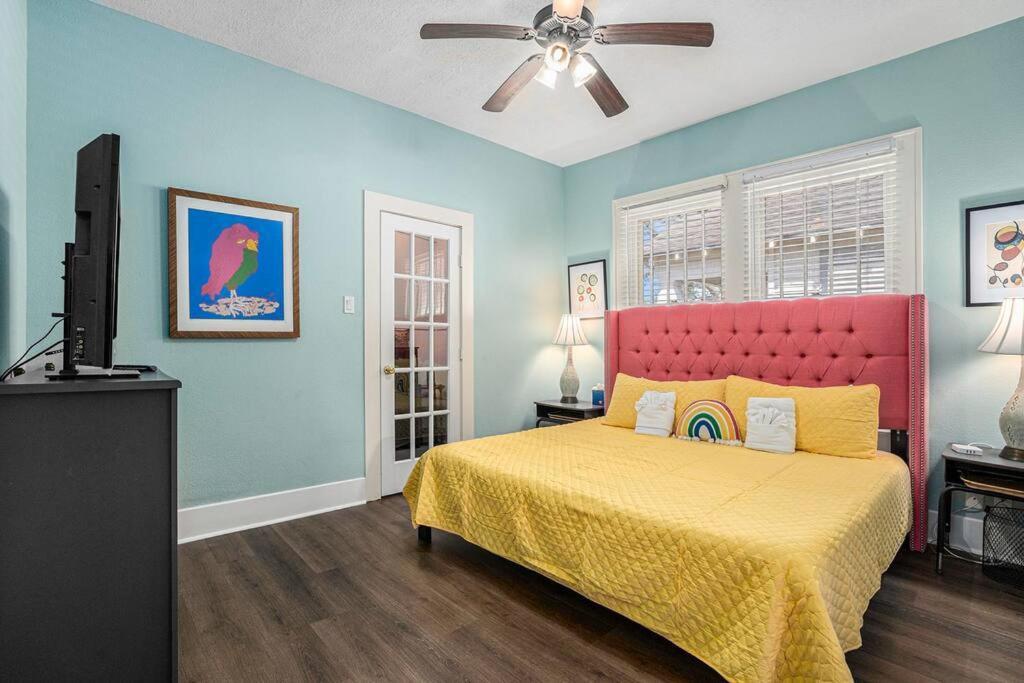 Beachy Bungalow! 2Bd, King Bed กาลเวสตัน ภายนอก รูปภาพ